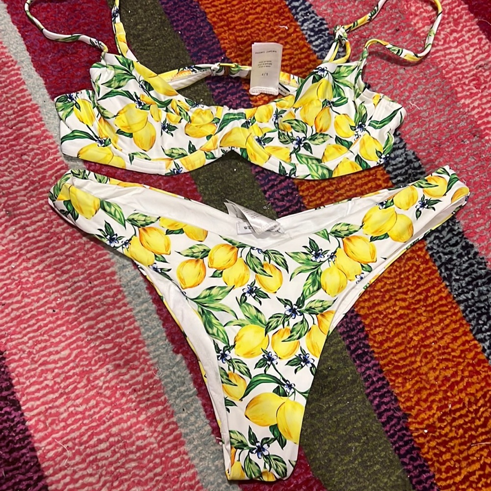 WEWOREWHAT Lemon Bikini 🍋